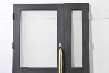 中古建具　店舗用におすすめ!　シックなカラーがお洒落な親子ドア2枚(1対)セット　(R-088006)