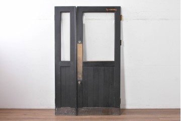 中古建具　店舗用におすすめ!　シックなカラーがお洒落な親子ドア2枚(1対)セット　(R-088006)
