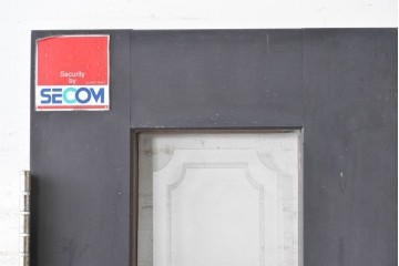 中古建具　店舗用におすすめ!　シックなカラーがお洒落な親子ドア2枚(1対)セット　(R-088007)
