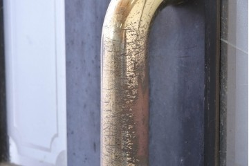 中古建具　店舗用におすすめ!　シックなカラーがお洒落な親子ドア2枚(1対)セット　(R-088007)