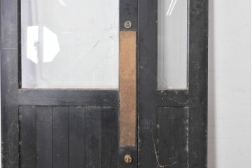 中古建具　店舗用におすすめ!　シックなカラーがお洒落な親子ドア2枚(1対)セット　(R-088007)