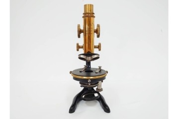 ドイツ　Ernst Leitz Wetzlar(エルンスト・ライツ)　No.189918　レンズ付き顕微鏡　外箱付き　(R-088008)