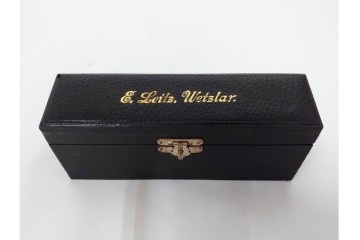 ドイツ　Ernst Leitz Wetzlar(エルンスト・ライツ)　No.189918　レンズ付き顕微鏡　外箱付き　(R-088008)