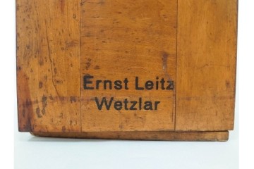 ドイツ　Ernst Leitz Wetzlar(エルンスト・ライツ)　No.189918　レンズ付き顕微鏡　外箱付き　(R-088008)