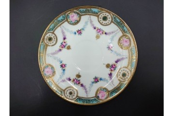 オールドノリタケ(NORITAKE)　マルキ印　金盛と薔薇のデザインが華やかなトリオ2客・カップ&ソーサー1客セット　(R-088012)