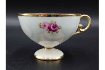 オールドノリタケ(NORITAKE)　マルキ印　金盛と薔薇のデザインが華やかなトリオ2客・カップ&ソーサー1客セット　(R-088012)
