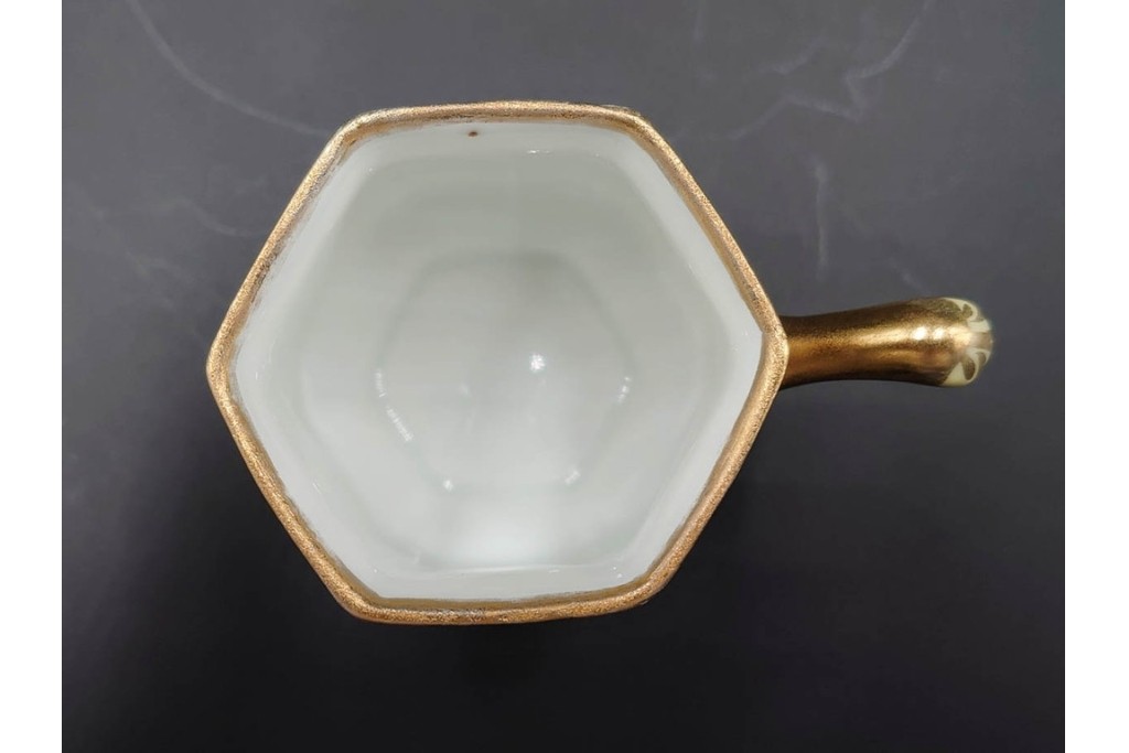 オールドノリタケ(NORITAKE)　マルキ印　金盛と薔薇のデザインが華やかなトリオ2客・カップ&ソーサー1客セット　(R-088012)