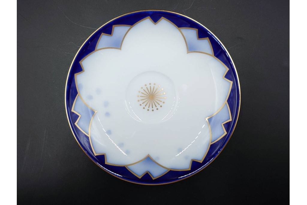 大倉陶園(OKURA/OAC)　金彩　コレクターズクラブ(2005年・2006年・2007年・2009年)　気品漂うカップ&ソーサー4客セット　(R-088013)