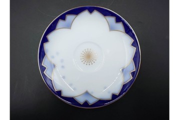 大倉陶園(OKURA/OAC)　金彩　コレクターズクラブ(2005年・2006年・2007年・2009年)　気品漂うカップ&ソーサー4客セット　(R-088013)