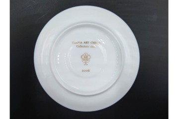 大倉陶園(OKURA/OAC)　金彩　コレクターズクラブ(2005年・2006年・2007年・2009年)　気品漂うカップ&ソーサー4客セット　(R-088013)
