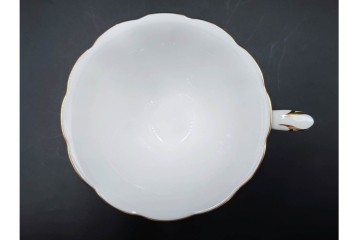 大倉陶園(OKURA/OAC)　金彩　コレクターズクラブ(2005年・2006年・2007年・2009年)　気品漂うカップ&ソーサー4客セット　(R-088013)
