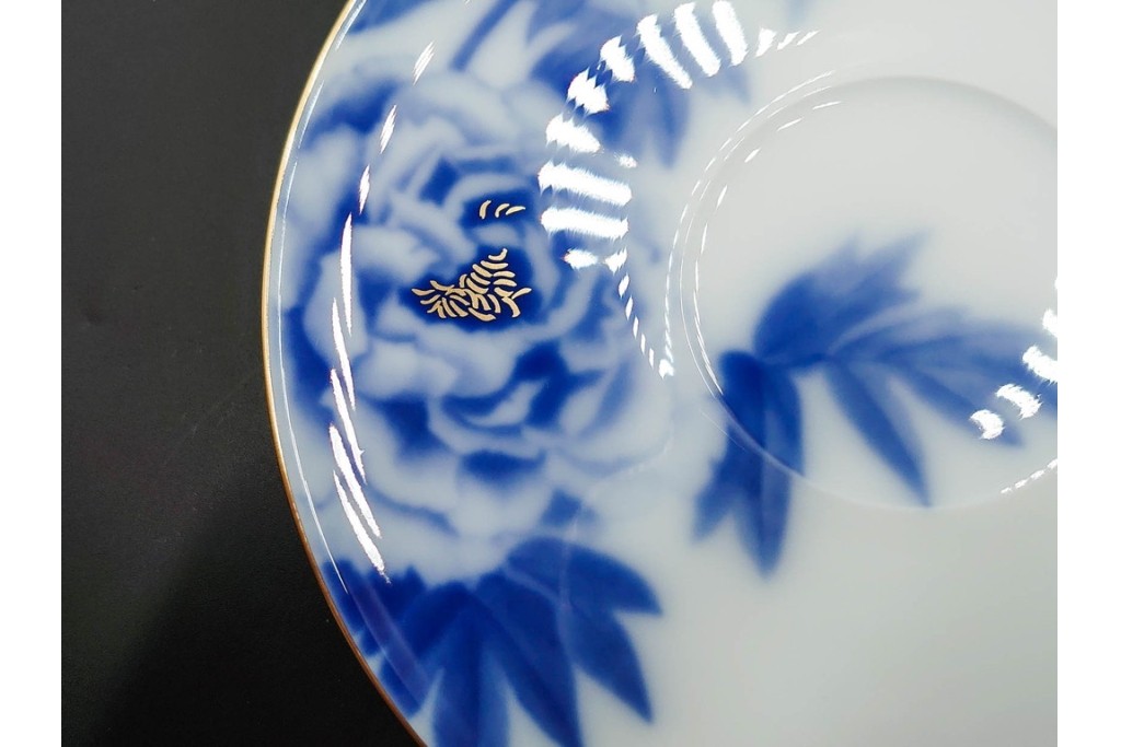 大倉陶園(OKURA/OAC)　金彩　コレクターズクラブ(2005年・2006年・2007年・2009年)　気品漂うカップ&ソーサー4客セット　(R-088013)
