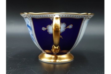 大倉陶園(OKURA/OAC)　金白金蝕ぶどう唐草　瑠璃桜　気品あるデザインが美しいトリオ2客・プレートセット　(R-088022)
