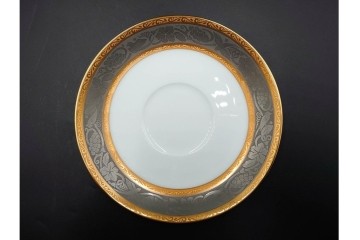 大倉陶園(OKURA/OAC)　金白金蝕ぶどう唐草　瑠璃桜　気品あるデザインが美しいトリオ2客・プレートセット　(R-088022)