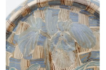 内田泰秀　三越個展　錦練上手　網代とあやめ文の平鉢　共箱付き　(R-088026)
