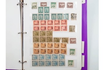 中国切手　未使用&使用済　消印あり　色々な図案が並ぶ切手ファイル　(R-088028)