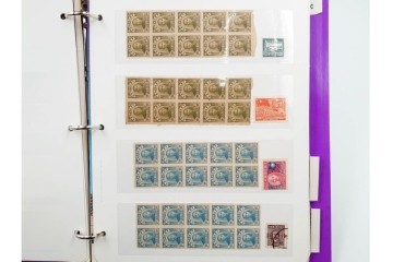 中国切手　未使用&使用済　消印あり　色々な図案が並ぶ切手ファイル　(R-088028)