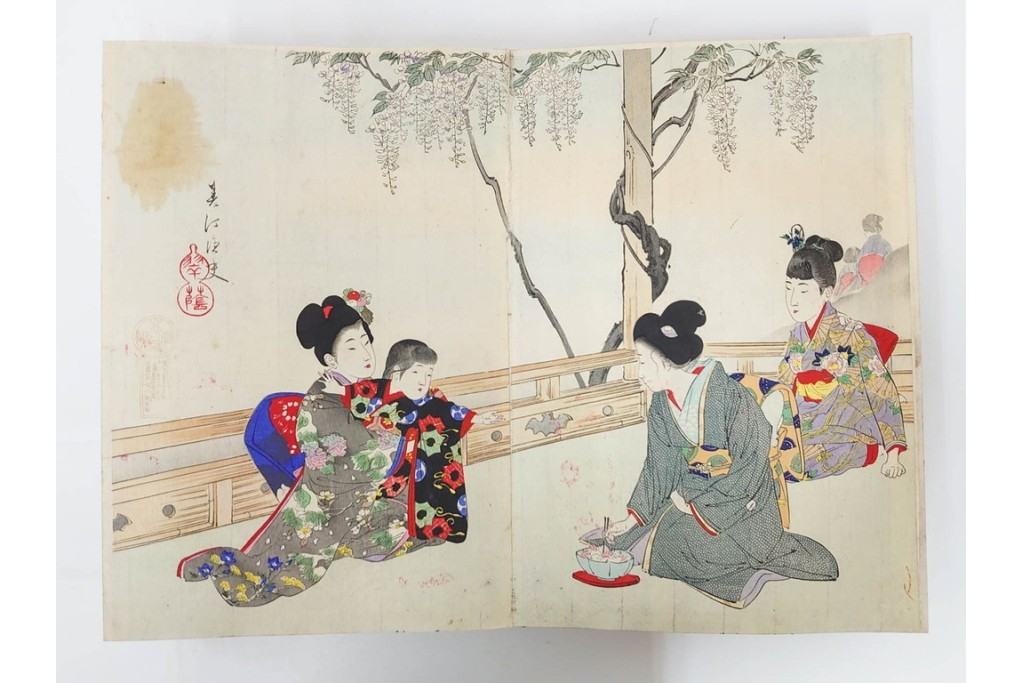 真作　明治期　浮世絵　版画画帳　水野年方・尾形月耕・宮川春汀・楊州周延・梅堂小国政(柳蛙)など　3枚続・6枚続を含む木版画109枚セット　(R-088030)