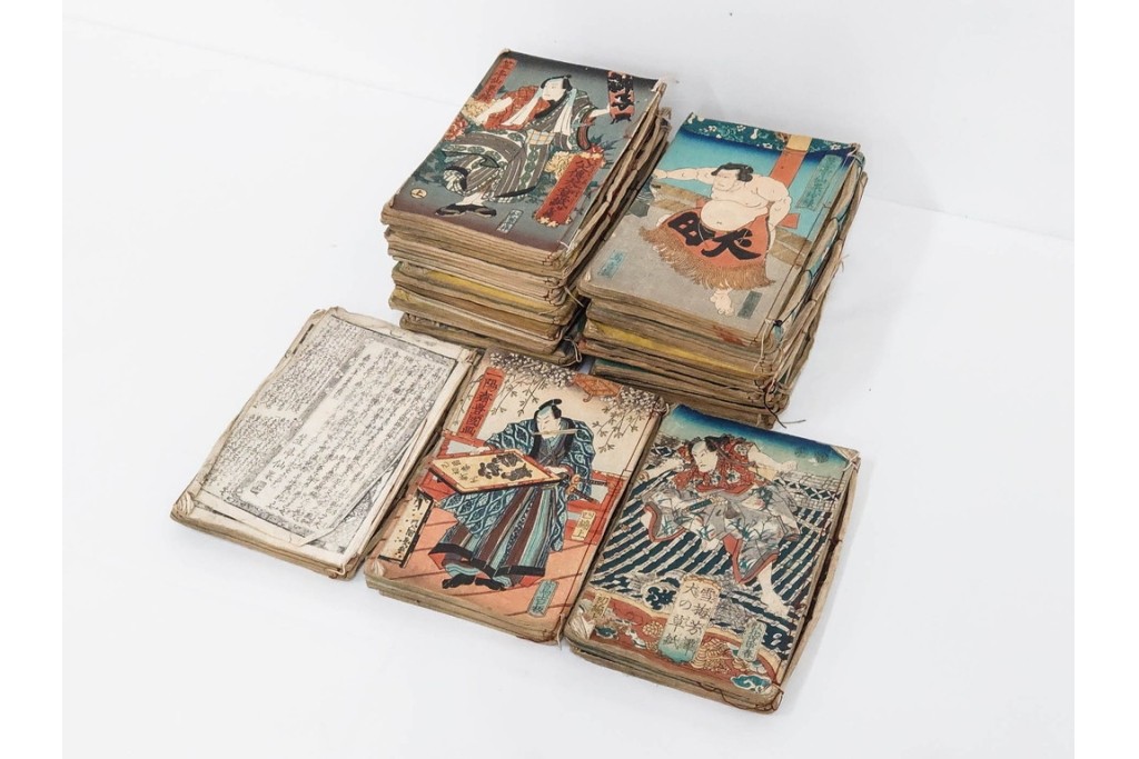 木版画　合巻(合本)　「雪梅芳譚犬の草紙(八犬伝犬の草紙)」　1編から37編・41編から55編　合計104巻(104冊)セット　(R-088031)