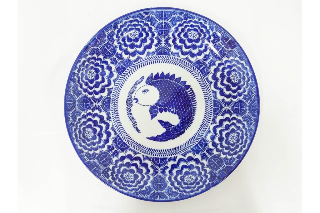 明治　伊万里　印判・図変わり　直径約41cm(1尺4寸)　魚文の大皿　(R-088033)