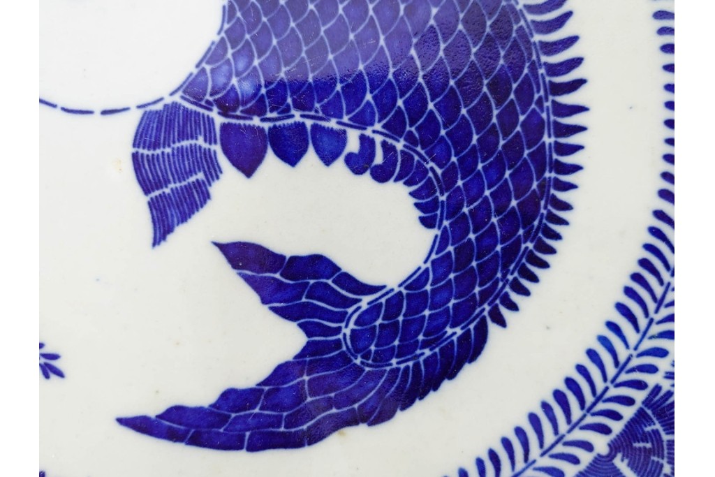 明治　伊万里　印判・図変わり　直径約41cm(1尺4寸)　魚文の大皿　(R-088033)