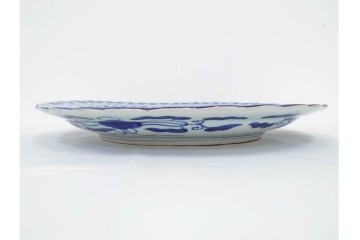 江戸期　古伊万里　染付　輪花形　直径約42cm(1尺4寸)　花唐草に花鳥・山水図を配した大皿　(R-088034)