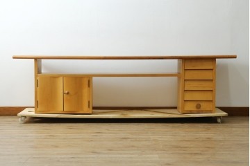中古　LIVING HOUSE(リビングハウス)　SYU(集・シュウ)　楡(ニレ)材　ユニークな造形と天板の木目が魅力のテレビボード　(R-088044)