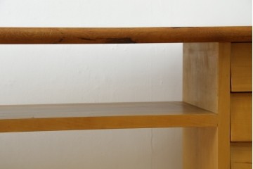 中古　LIVING HOUSE(リビングハウス)　SYU(集・シュウ)　楡(ニレ)材　ユニークな造形と天板の木目が魅力のテレビボード　(R-088044)