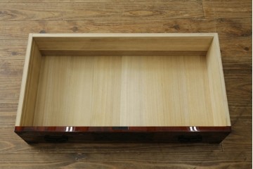 中古　美品　仙台民芸箪笥(仙台箪笥)　漆塗り　杢目を引き立てる高級木地呂塗り仕上げの整理箪笥　定価約80万円　(R-088045)　