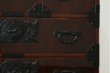 中古　美品　仙台民芸箪笥(仙台箪笥)　漆塗り　杢目を引き立てる高級木地呂塗り仕上げの整理箪笥　定価約80万円　(R-088045)　