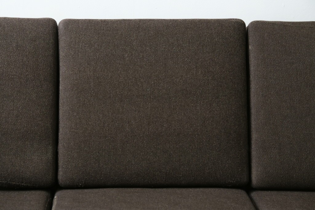 デンマークヴィンテージ　GETAMA(ゲタマ)　Hans J. Wegner(ハンス・J・ウェグナー)　GE290　3人掛けソファ　(R-088050)