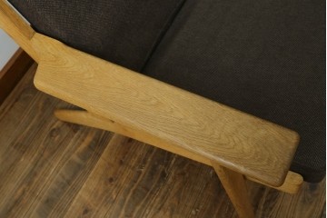 デンマークヴィンテージ　GETAMA(ゲタマ)　Hans J. Wegner(ハンス・J・ウェグナー)　GE290　3人掛けソファ　(R-088050)
