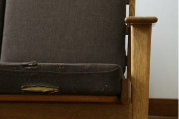 デンマークヴィンテージ　GETAMA(ゲタマ)　Hans J. Wegner(ハンス・J・ウェグナー)　GE290　3人掛けソファ　(R-088050)