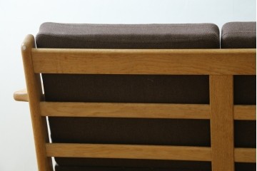 デンマークヴィンテージ　GETAMA(ゲタマ)　Hans J. Wegner(ハンス・J・ウェグナー)　GE290　3人掛けソファ　(R-088050)