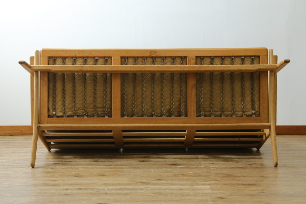 デンマークヴィンテージ　GETAMA(ゲタマ)　Hans J. Wegner(ハンス・J・ウェグナー)　GE290　3人掛けソファ　(R-088050)