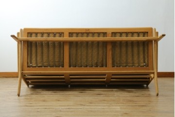 デンマークヴィンテージ　GETAMA(ゲタマ)　Hans J. Wegner(ハンス・J・ウェグナー)　GE290　3人掛けソファ　(R-088050)