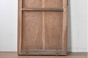 アンティーク建具　明治から大正期　希少な幅狭サイズ!　山形産　総欅(ケヤキ)材　漆塗り　重厚な時代金具付きの蔵戸1枚　(R-088052)