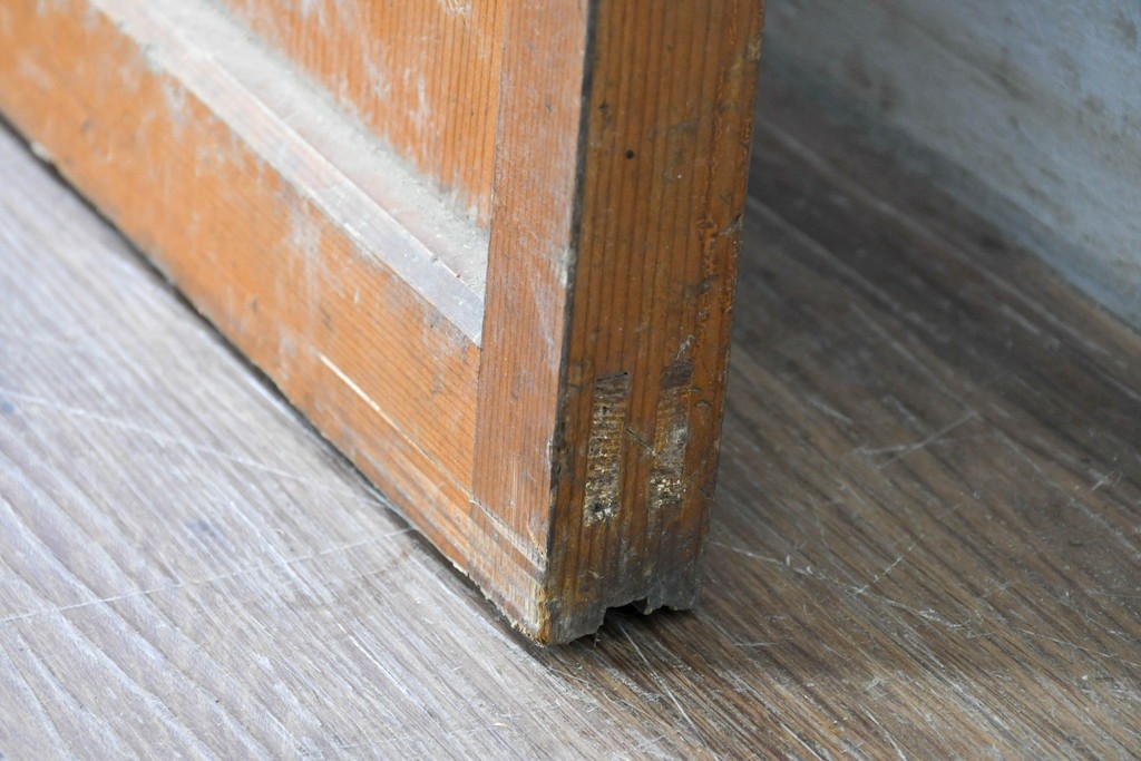 ヴィンテージ建具　昭和中期　モールガラス入りのレトロなガラス戸1枚　(R-088057)