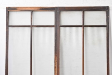 ヴィンテージ建具　昭和中期　レトロなガラス使いが魅力の幅狭ガラス戸2枚セット　(R-088058)