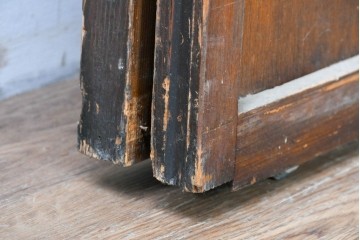ヴィンテージ建具　昭和中期　レトロなガラス使いが魅力の幅狭ガラス戸2枚セット　(R-088058)