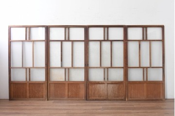 ヴィンテージ建具　昭和中期　古き良き趣を感じる大正ロマンデザインのガラス戸4枚セット　(R-088060)
