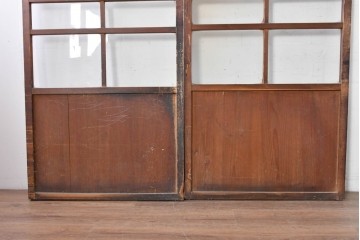 アンティーク建具　大正期　すすけた木味が魅力のガラス戸2枚セット　(R-088064)