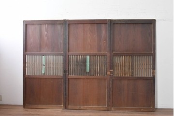 アンティーク建具　大正から昭和初期　ガラス入り　細やかな格子とガラスを組み合わせた格子帯戸3枚セット　(R-088065)