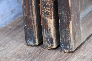 アンティーク建具　大正から昭和初期　ガラス入り　細やかな格子とガラスを組み合わせた格子帯戸3枚セット　(R-088065)