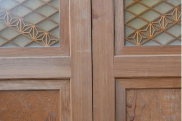 ヴィンテージ建具　昭和後期　組子の意匠が見事なガラス帯戸4枚セット　(R-088068)