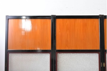 アンティーク建具　昭和初期から昭和中期　黒枠と明るい赤褐色のコントラストが印象的なガラス帯戸4枚セット　(R-088070)