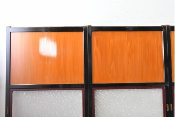 アンティーク建具　昭和初期から昭和中期　黒枠と明るい赤褐色のコントラストが印象的なガラス帯戸4枚セット　(R-088070)