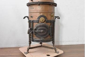 【簡易リペア限定品】　フランスアンティーク　希少!!　ディスプレイにおすすめ!!　ずっしりとした銅製の大型ワイナリーボイラー　(R-088073)