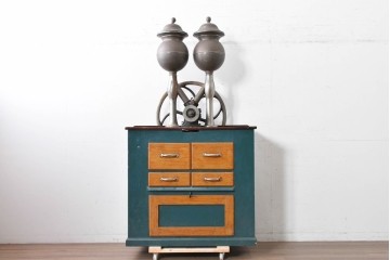 【簡易リペア限定品】　デンマークアンティーク　Schroder & Jorgensens(シュローダー・ヨルゲンセン)社　キャビネット付き大型ダブルホッパーコーヒーミル　(R-088084)