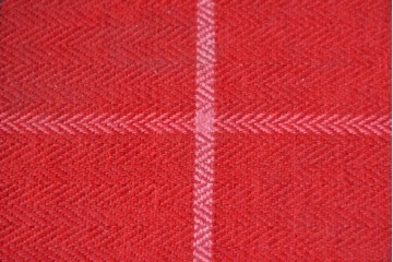 新古　展示品　美品　特注オーダー家具　チェック柄の華やかなウィングバックチェア　制作費約12万円　(R-088089)